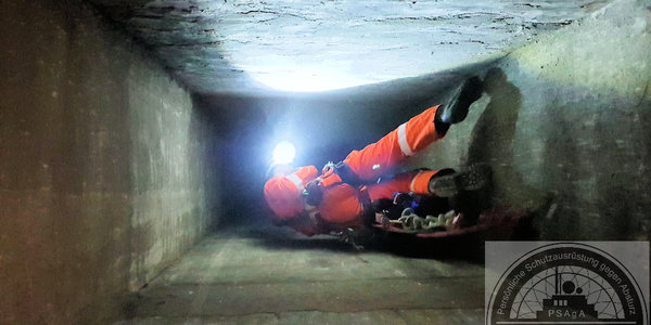 Confined Space - SCHACHT UND SILORETTUNG